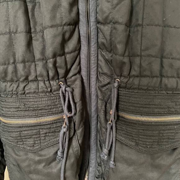 Aritzia Jacket - Picture 4 of 5